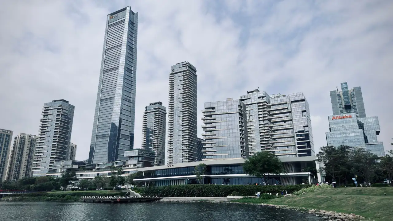 华熙出行汽车售后维修保养服务流程与技术优势介绍