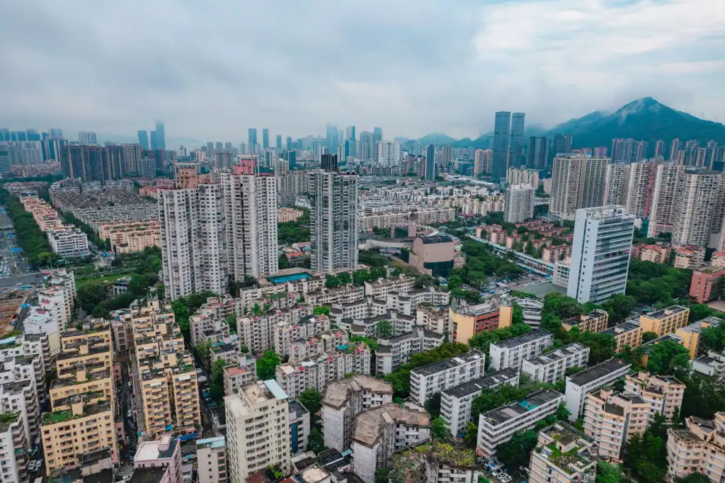 2025年深圳新车选购指南：华熙出行全系车型配置与适用场景解析