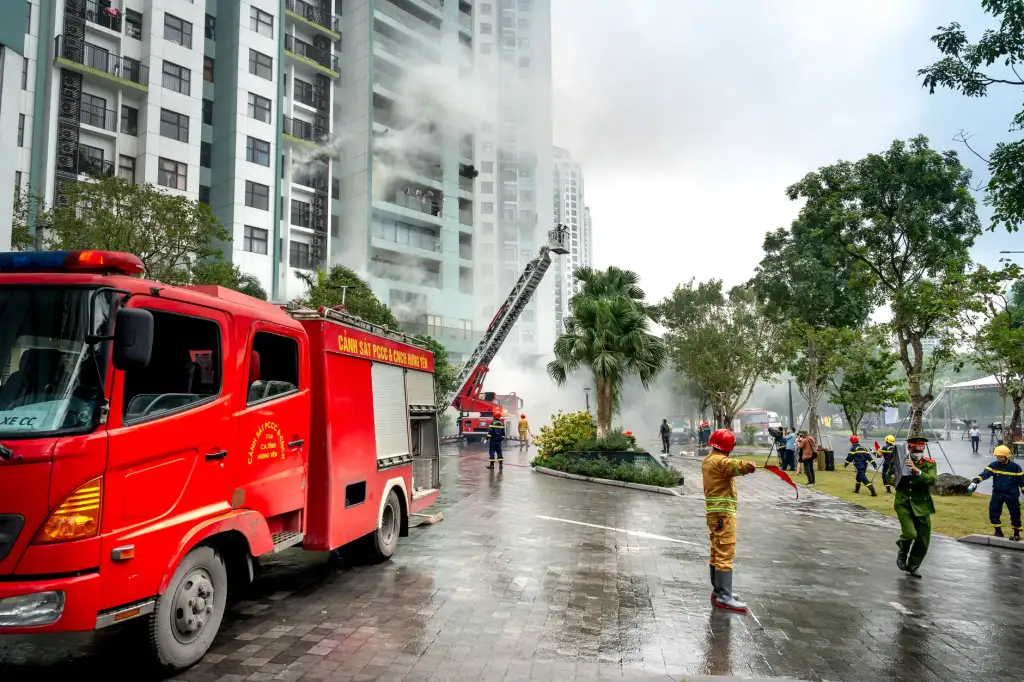 深圳华熙出行新车交付前检测流程与质量标准解析
