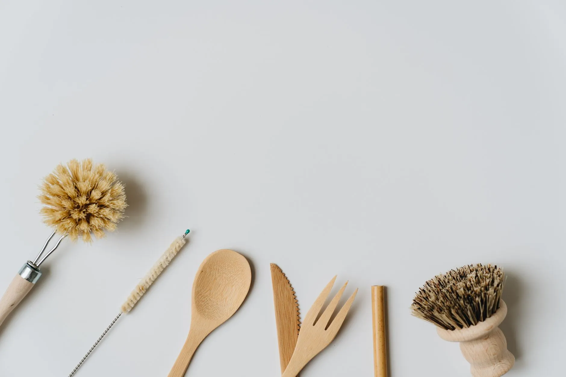 华熙出行汽车租赁方案对比：商务与家庭用车选择